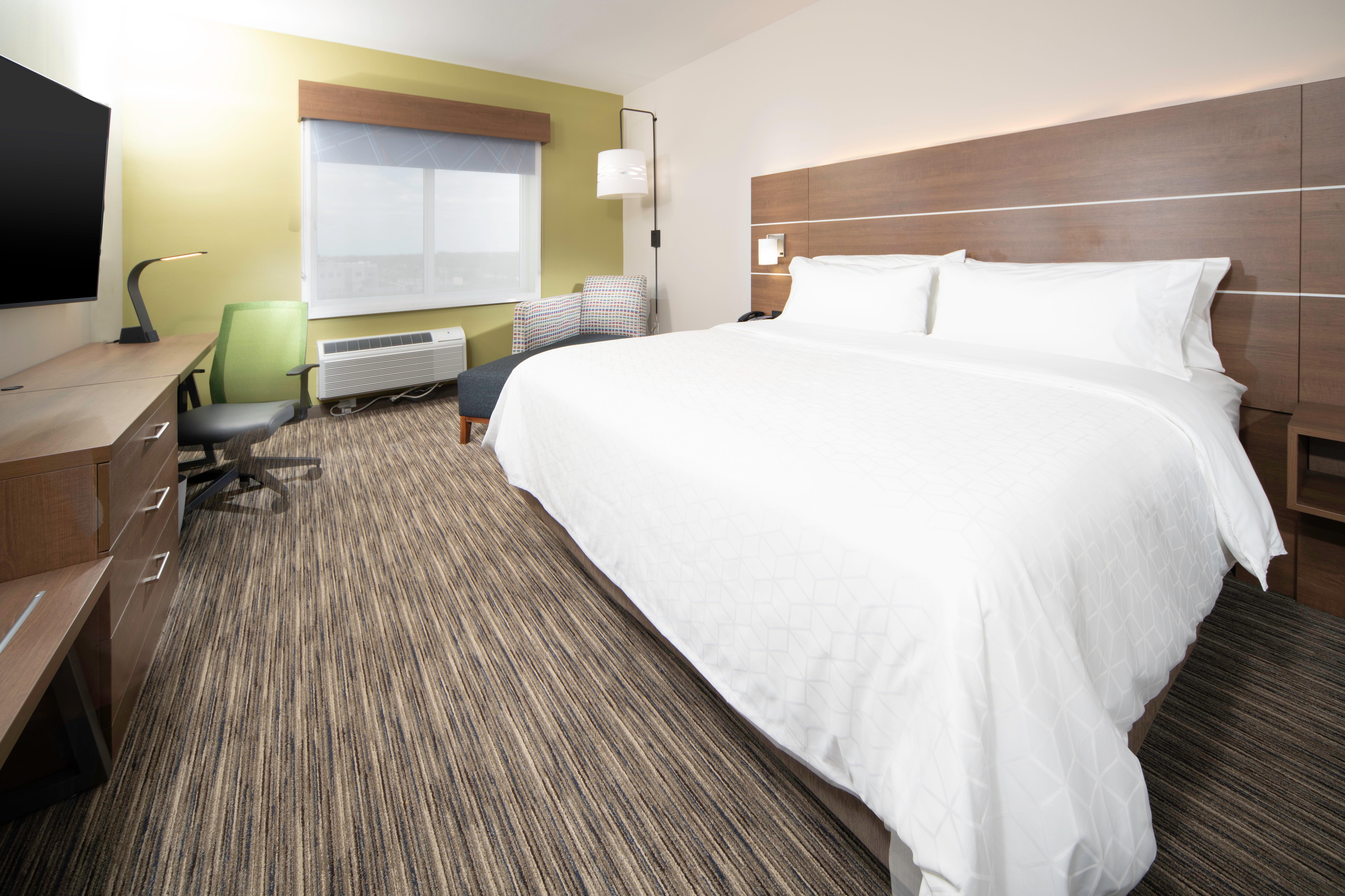 Holiday Inn Express & Suites - Fort Myers Airport By Ihg Exterior photo